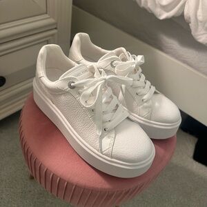 Women's White Sneakers